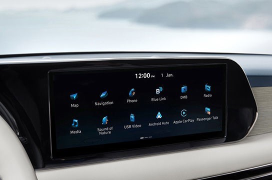 Palisade-lx2-pe-interior-123-display-pc